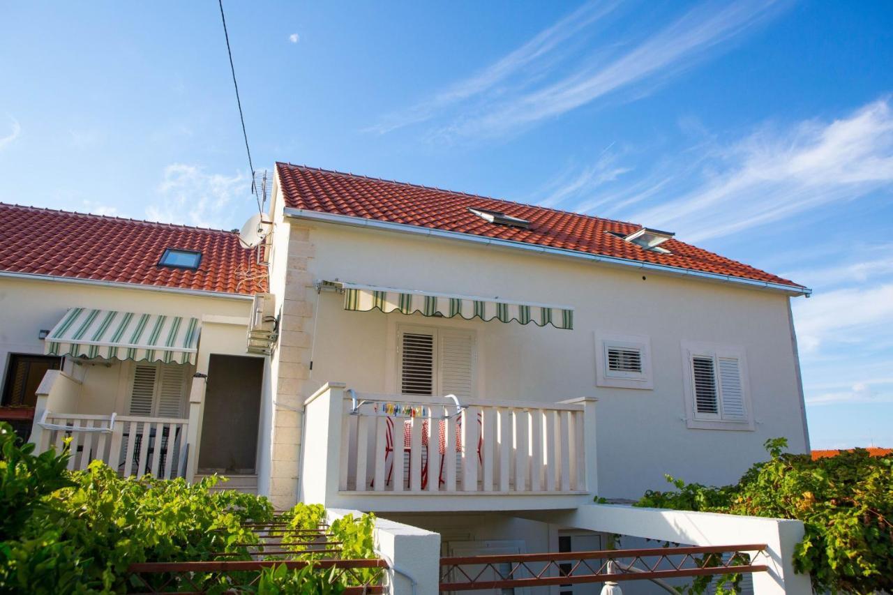 Apartments With A Parking Space Sutivan, Brac - 752 מראה חיצוני תמונה