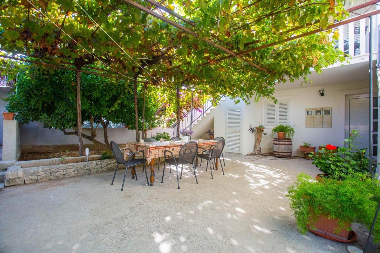 Apartments With A Parking Space Sutivan, Brac - 752 מראה חיצוני תמונה