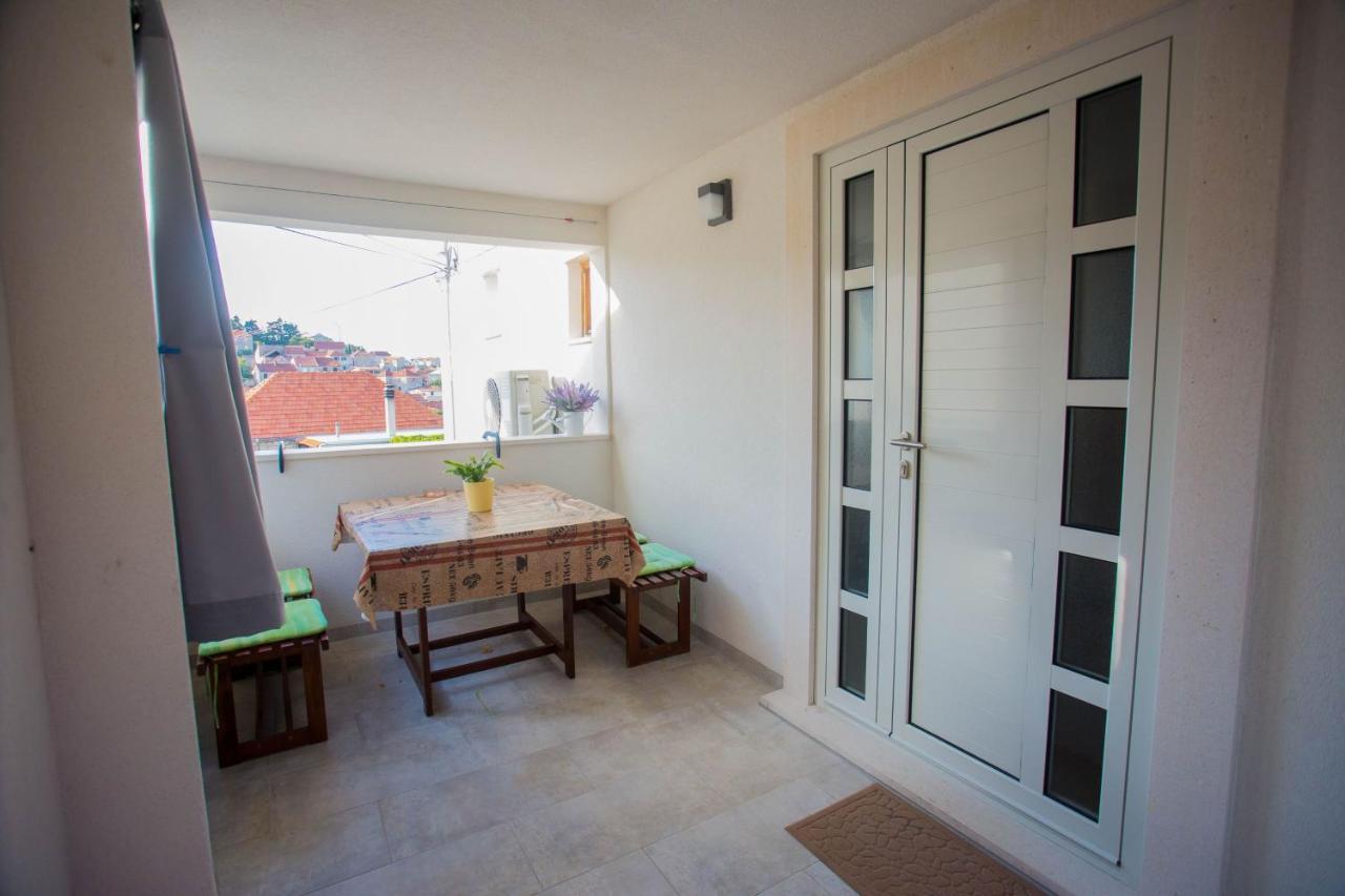 Apartments With A Parking Space Sutivan, Brac - 752 מראה חיצוני תמונה