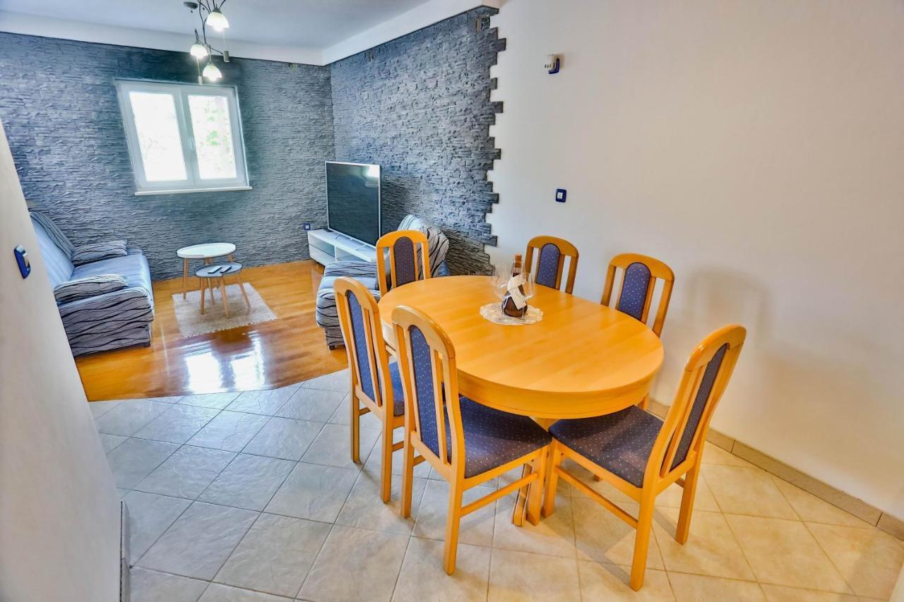 Apartments With A Parking Space Sutivan, Brac - 752 מראה חיצוני תמונה