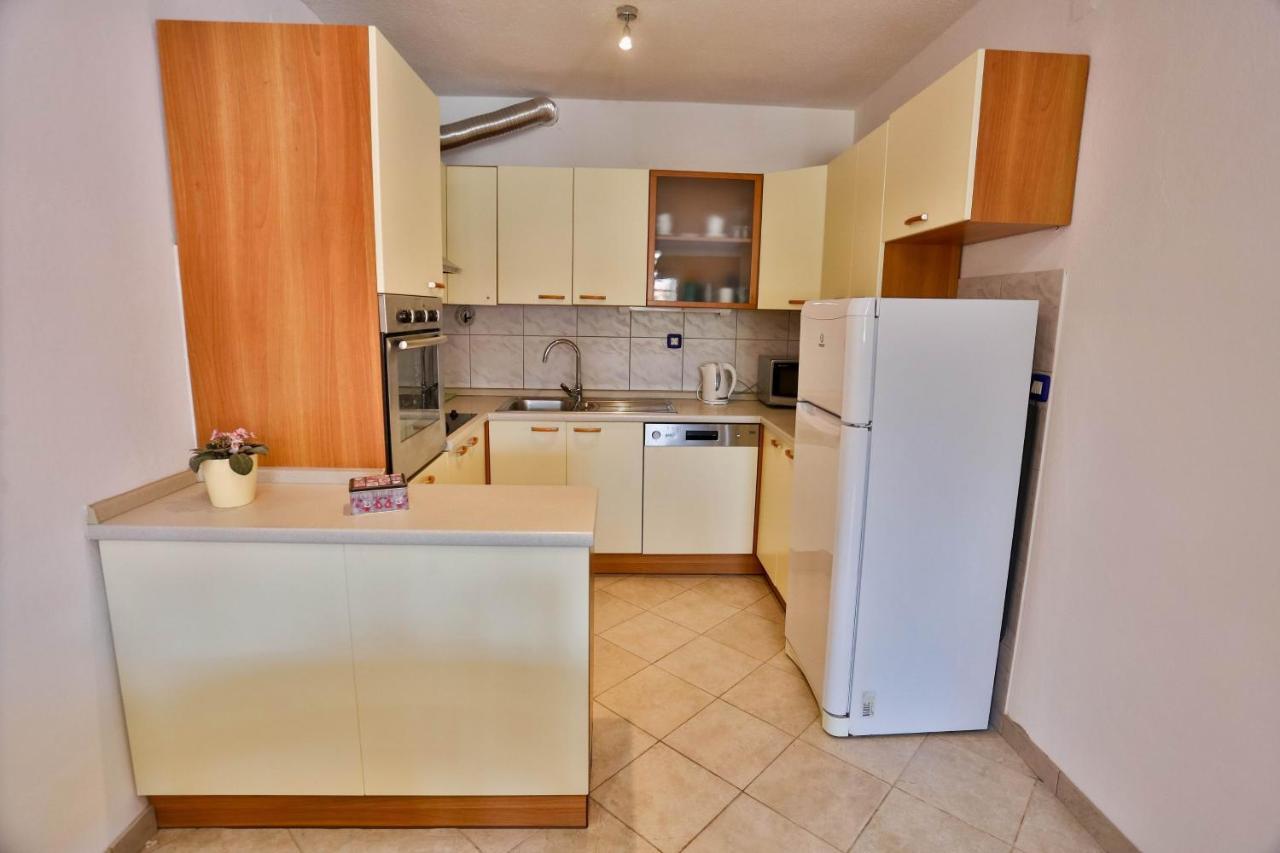 Apartments With A Parking Space Sutivan, Brac - 752 מראה חיצוני תמונה