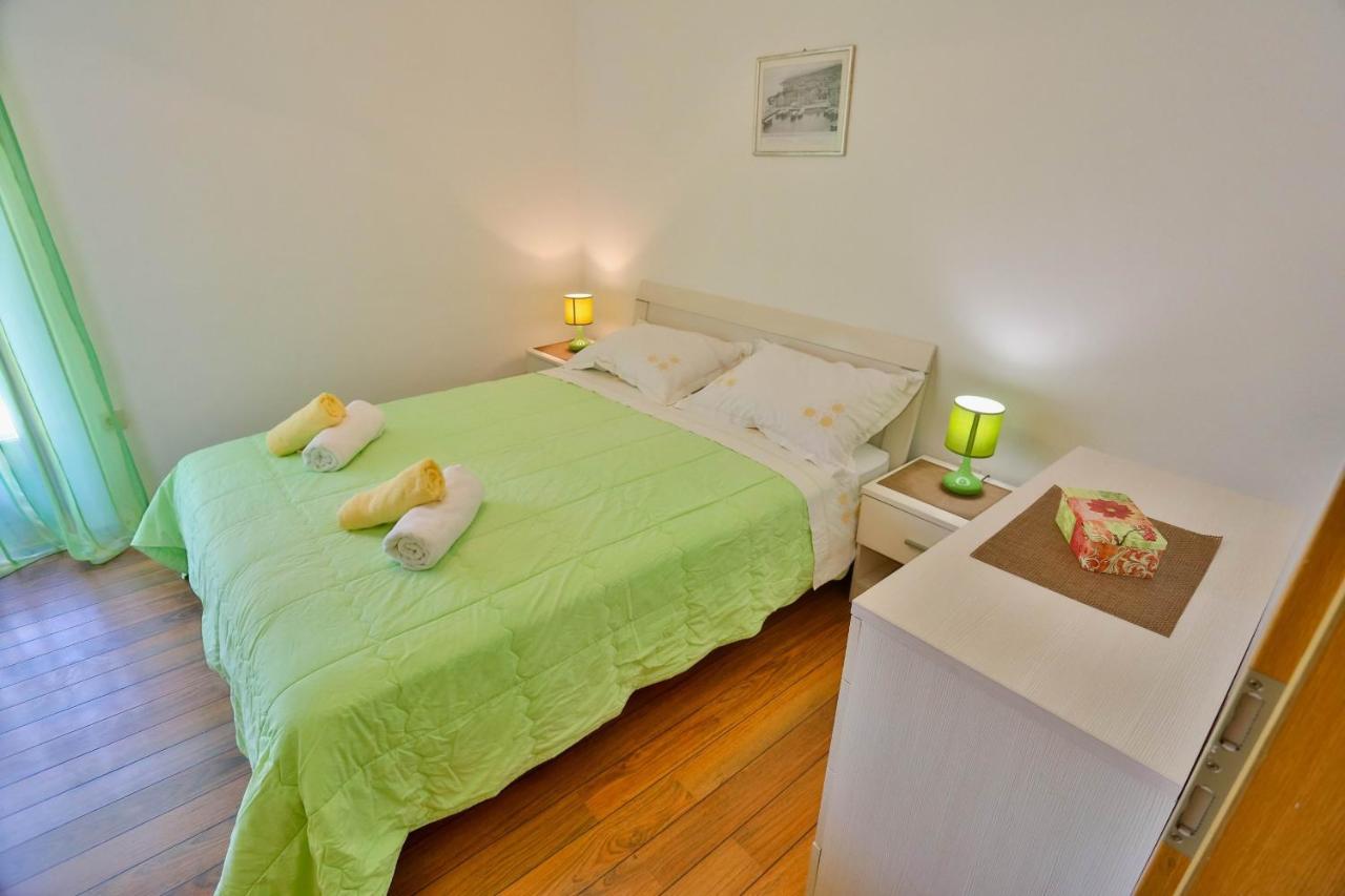 Apartments With A Parking Space Sutivan, Brac - 752 מראה חיצוני תמונה