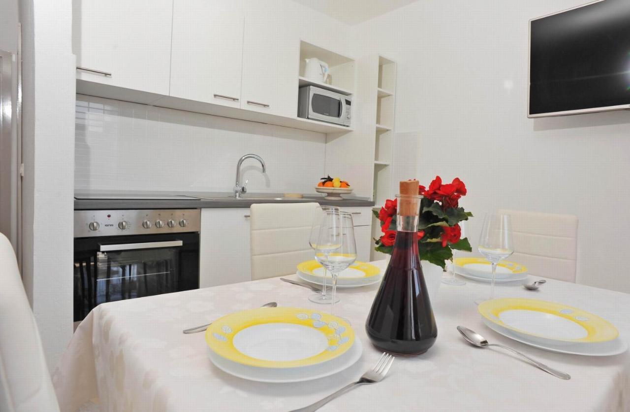 Apartments With A Parking Space Sutivan, Brac - 752 מראה חיצוני תמונה