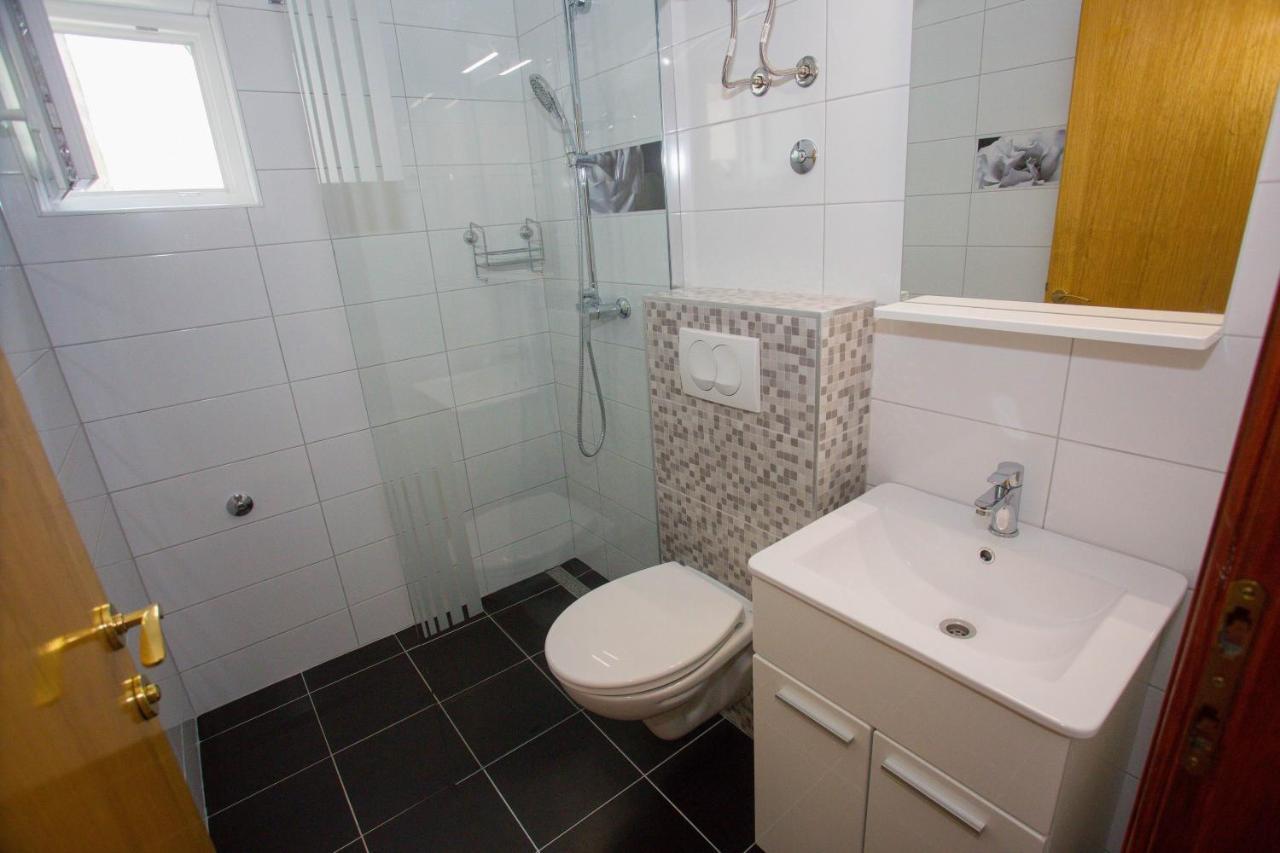 Apartments With A Parking Space Sutivan, Brac - 752 מראה חיצוני תמונה